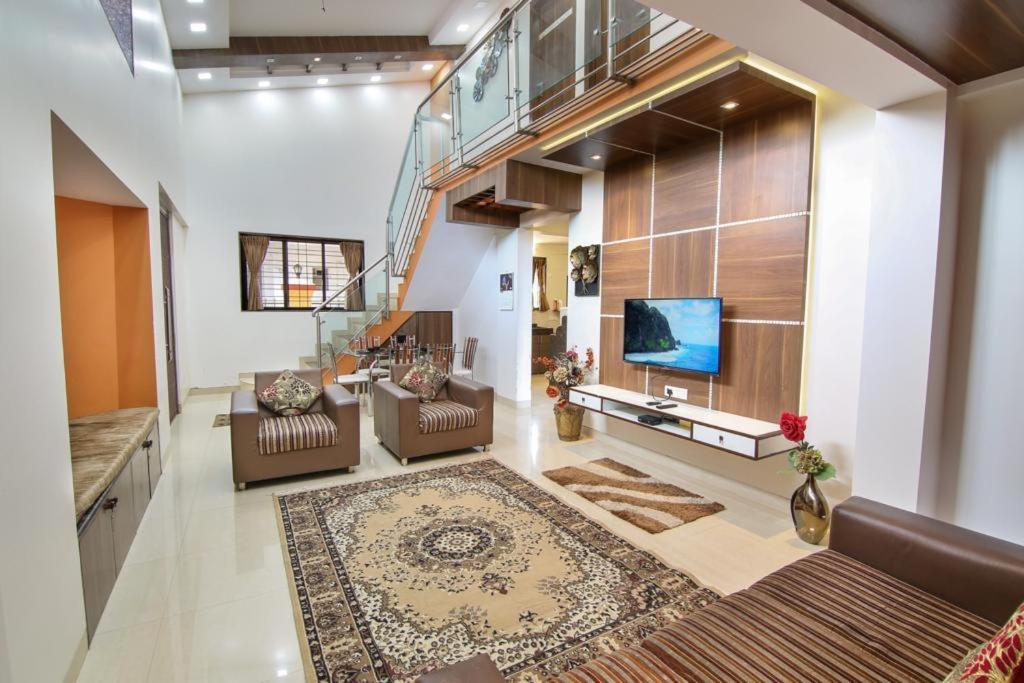 Titan Villa Panchgani Esterno foto
